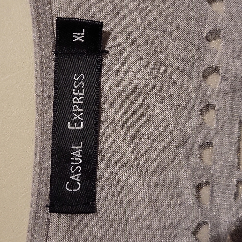 Nice Gray blouse - Picture 4 of 4